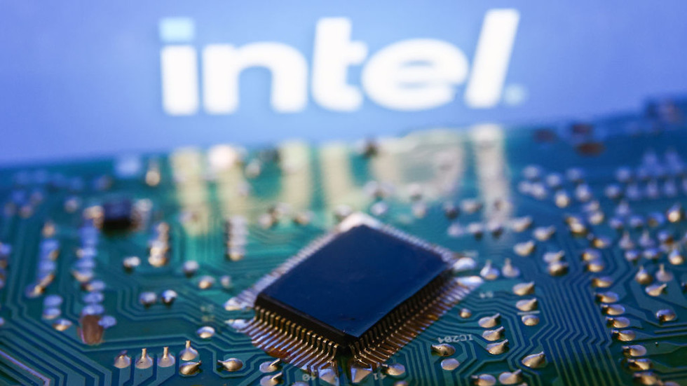 US government quadruples its $9bn Intel bet