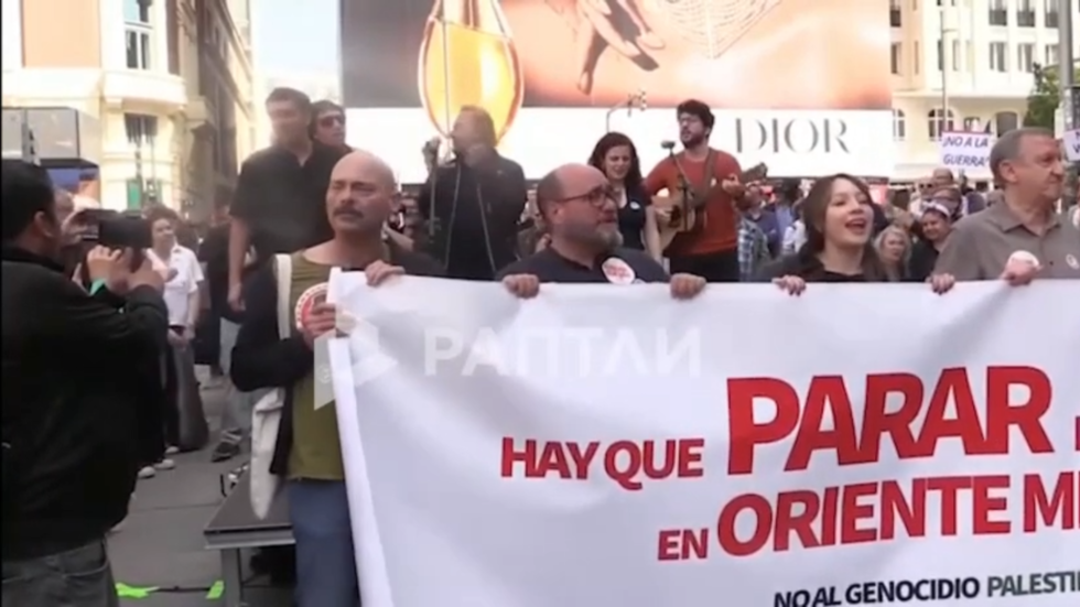 Protesters in Spain demand end to Iran war and expulsion of NATO bases (VIDEOS)