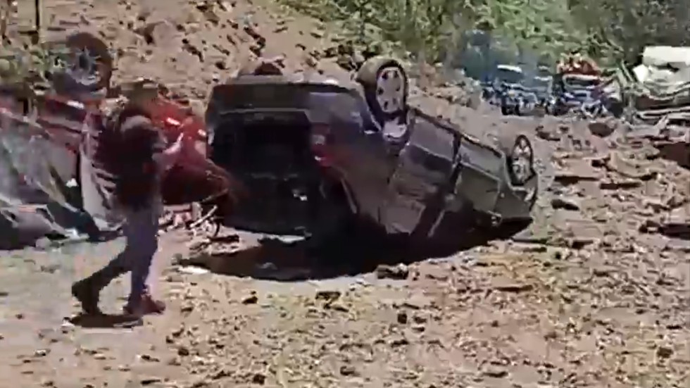 Roadside bomb carnage kills 12 in Colombia (VIDEOS)