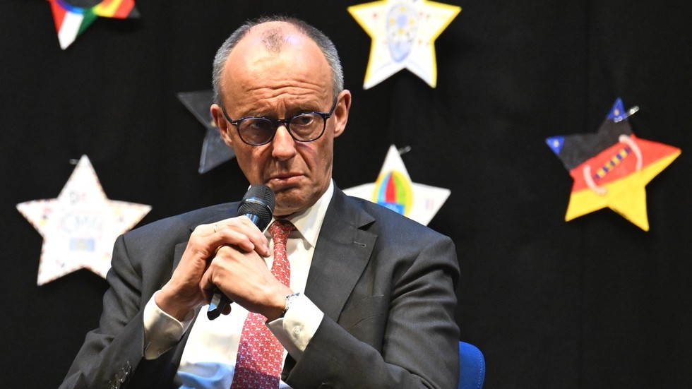 Ukraine may have to cede territory to keep EU hopes alive – Merz