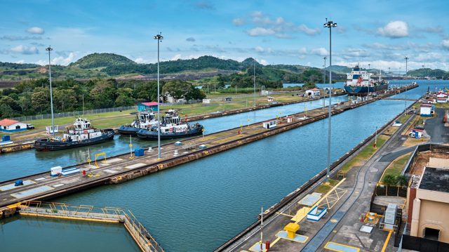 US squares up to China over Panama Canal