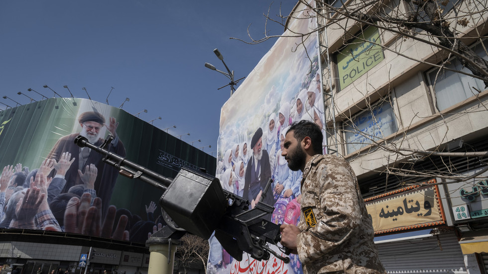 Iran targeted US base in response to new strikes – IRGC