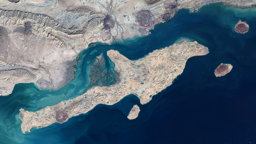 Tehran retaliates for ‘defensive’ US strike on Iranian island
