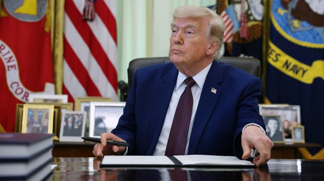 Trump orders probe into oil giants over fuel-price gouging