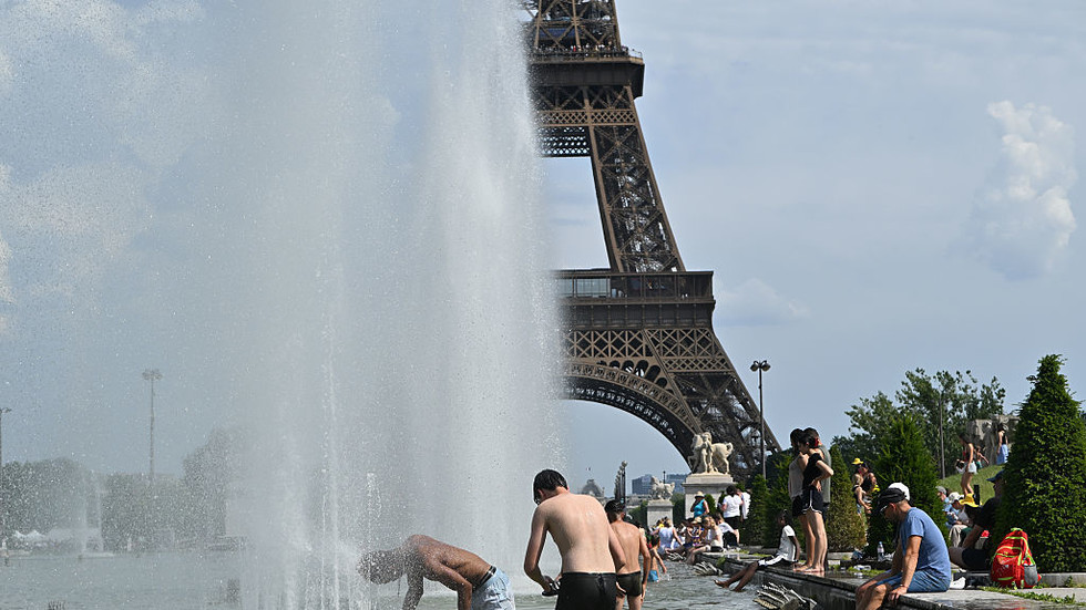 Hundreds dead across Europe as scorching heatwave shatters records