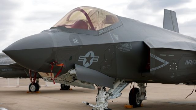Trump threatens Iran as US conducts new strikes (VIDEO)