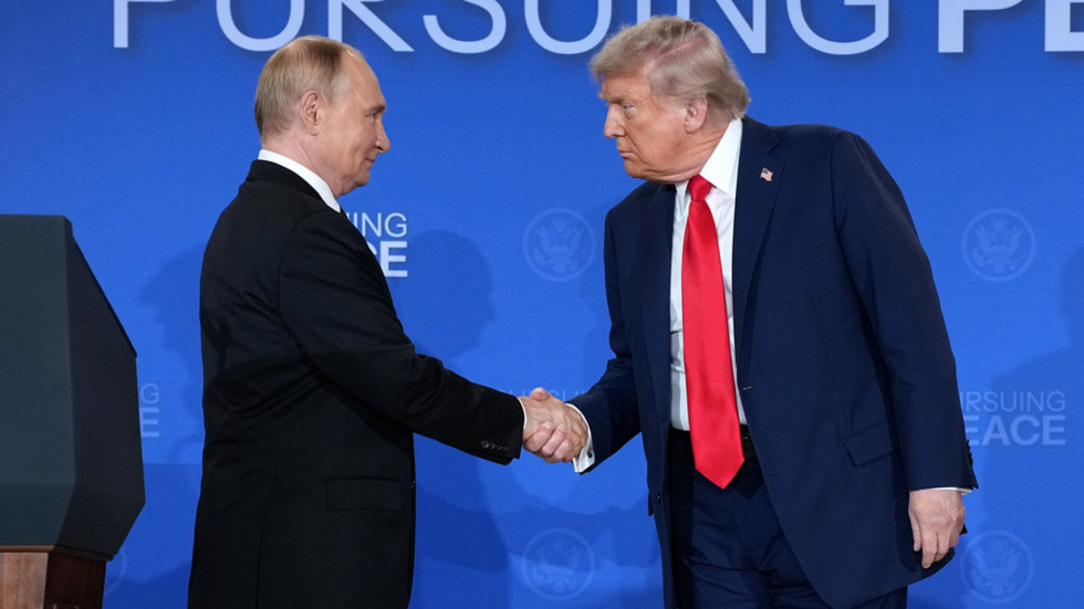 Putin and Trump hold phone call – Kremlin