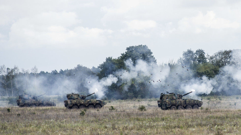 Europe’s bellicose posturing risks direct war with Russia, expert warns