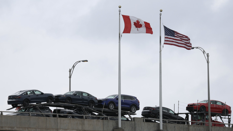 Canada hits US with retaliatory tariffs