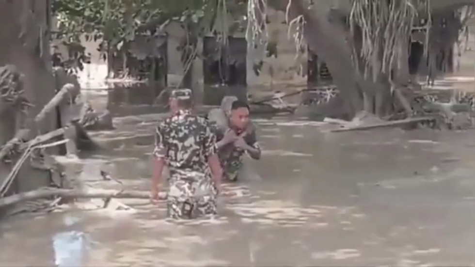 Nepal floods leave hundreds dead, thousands missing: As it happened