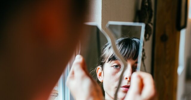 Psychologists: ChatGPT Provides Dangerous Advice to Mentally Ill Users