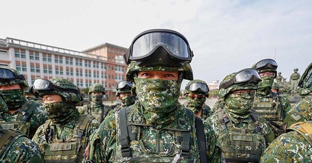 Taiwan Brings More Female Soldiers into Reserves as Pressure from China Grows