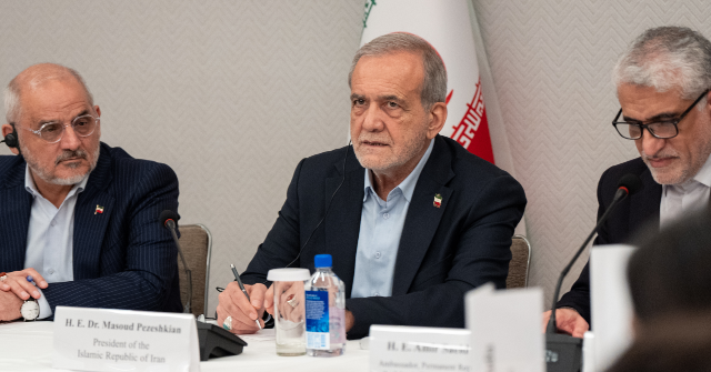Iran Says Opening Strait of Hormuz Impossible, Claims to Reject Talks