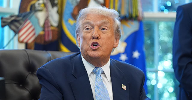 Trump Lost Voice ‘Shouting at People’ Being ‘Stupid’ on Trade