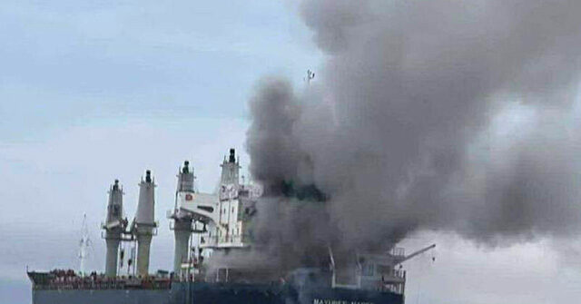 Three Vessels Struck by ‘Unknown Projectiles’ in Strait of Hormuz