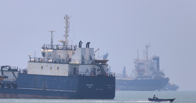 Report: U.S. Braces for Prolonged Iran Conflict, Weighs Naval Blockade