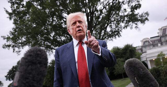 Trump Floats Tariff Revenue-Funded Rebate for Middle, Low-Income Earners