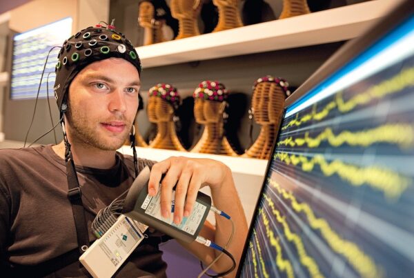 New Brain-Computer Interface Decodes Inner Speech for Paralyzed Individuals