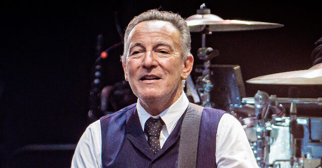 Bruce Springsteen Says ‘America Is Battered,’ We’re in ‘Dangerous Times’ at Premiere of His Biopic ‘Deliver Me from Nowhere’
