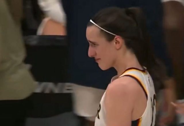CAITLIN CLARK FINALLY LOSES IT! Screams at Worthless Ref – Then LEAVES GAME CRYING After She Is Hurt Again in Final Minutes of Game (VIDEO)