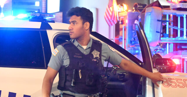 Chicago: 18 Shot When Three Gunmen Open Fire Outside Club