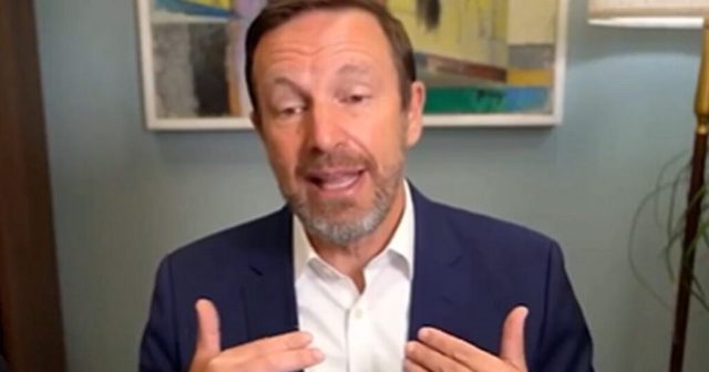 Senator Chris Murphy Thinks Government Regulation of the Internet Would Prevent the Public From Electing Another Donald Trump (VIDEO)