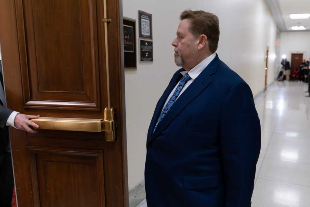 Epstein's accountant and lawyer tell Congress they were never interviewed by federal investigators