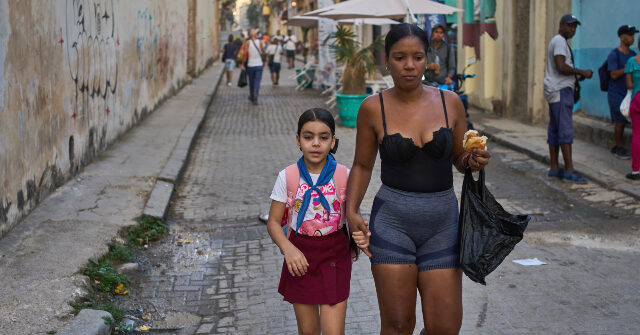 Cuba Begins School Year with Severe Shortages of Teachers, Uniforms, and Electricity
