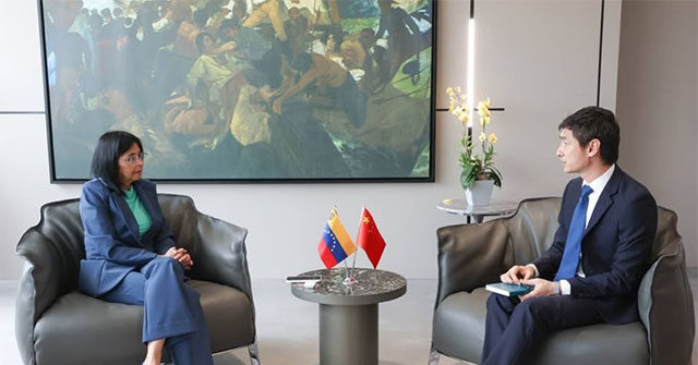 Venezuela: Acting Leader Delcy Rodríguez Calms China’s Nerves in Meeting with Envoy