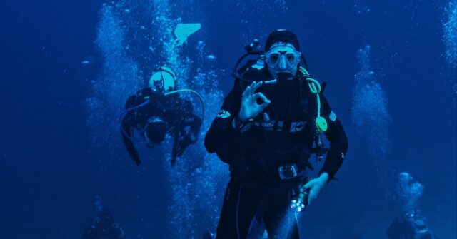 VIDEO: Finnish Divers Locate Bodies of Four Italians in Maldives ‘Shark Cave’