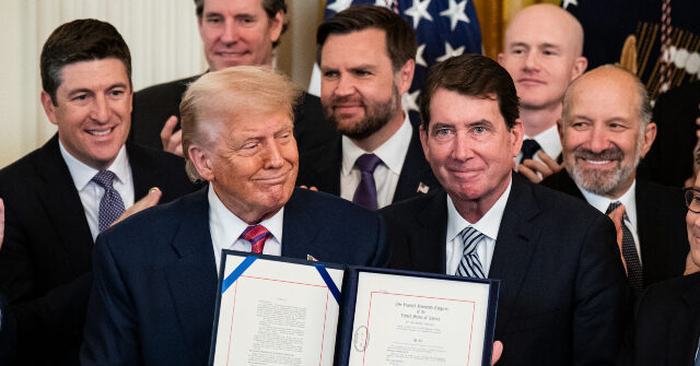 Donald Trump Signs Major Crypto Legislation ‘GENIUS Act’ into Law