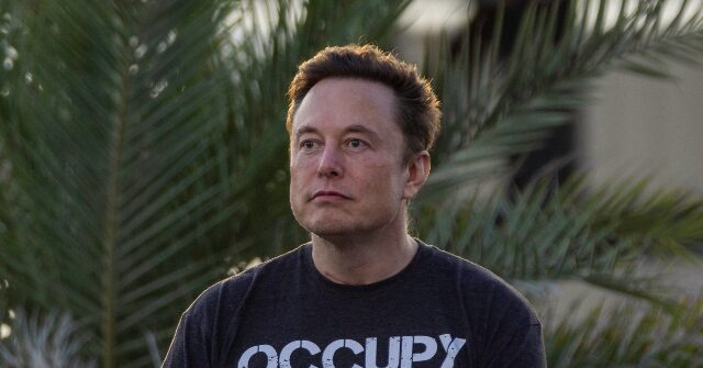 Forget Mars: Elon Musk’s SpaceX Shifts Priority to Building a Moon Base