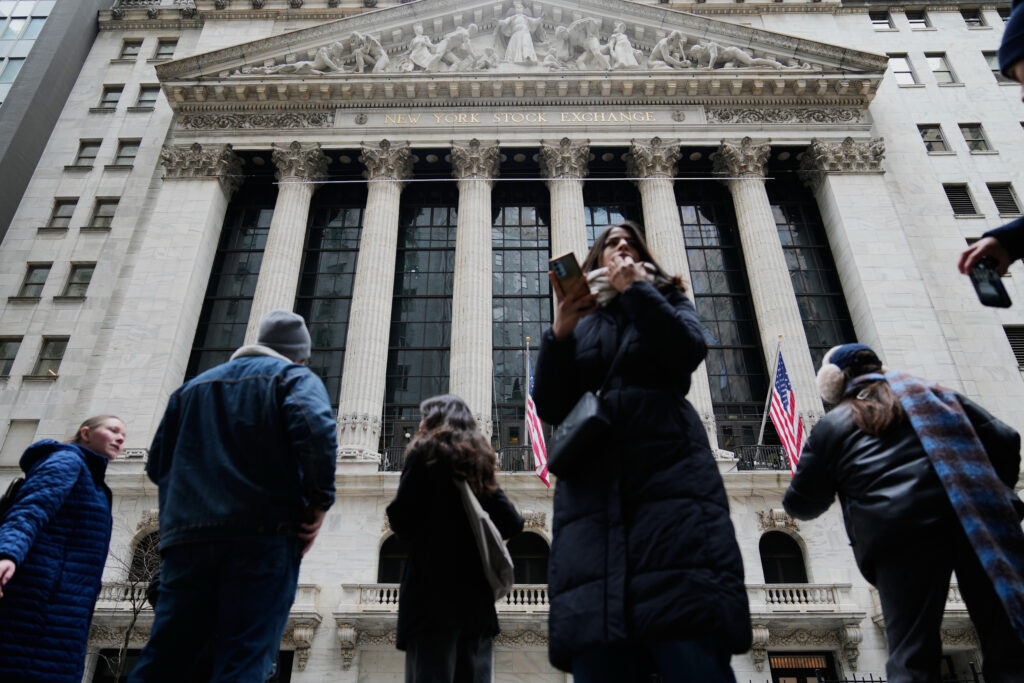 New York’s richest aren’t opening their wallets to stop the left