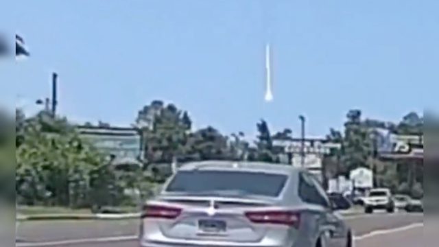 Massive Fireball Spotted Streaking Across Southeastern U.S. Skies (VIDEO)