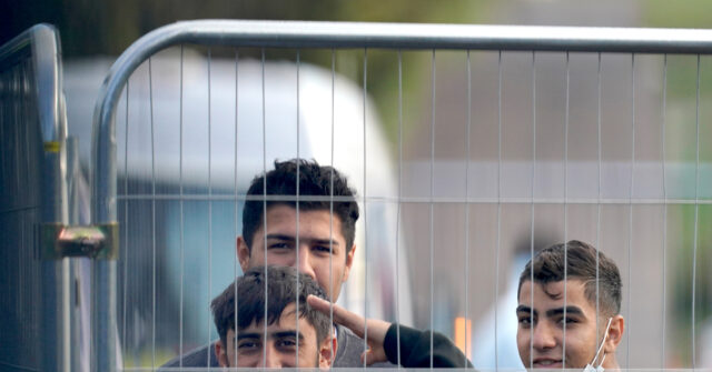 Illegal Migrants Sue UK Gov’t for Millions over ‘Unlawful Detention’ in Converted Military Base Camp