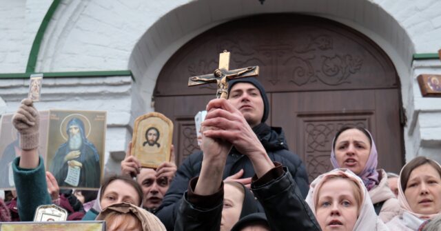 Ukraine Gov’t Looks to Ban Branch of Orthodox Church over Ties to Russia