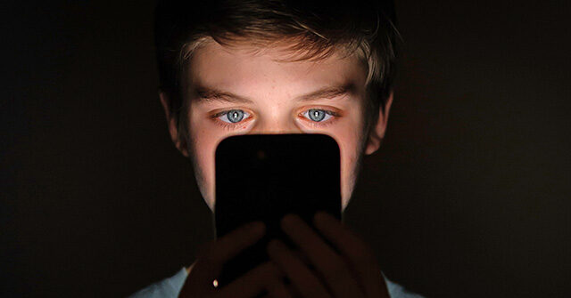 Australia Bans YouTube for Children Under 16