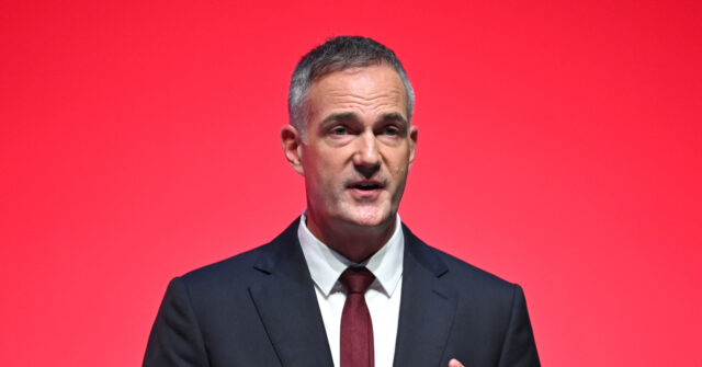 Farage, Opponents of Censorship Law ‘On the Side’ of Pedophiles, Claims UK Minister
