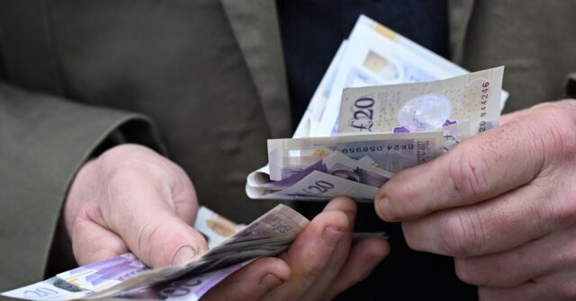 Number of UK Welfare Recipients Hits Record High of 8.4 Million