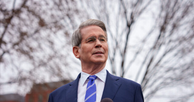 Bessent Says Powell Can Stay…If He Wants To