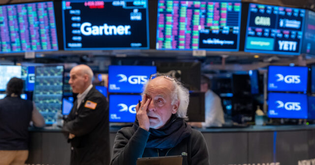 30-Year Yields Hit 19 Year High as Inflation Fears Spark Bound Rout
