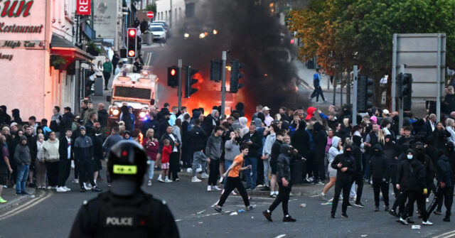 ‘They Won’ — Roma Inhabitants Flee Northern Irish Town After Anti-Migration Riots