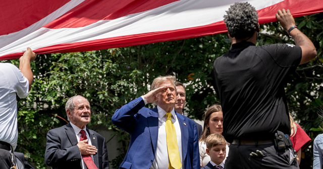 Trump ‘Personally Paid’ for Giant U.S. Flags at White House as Gifts to His Fellow Americans