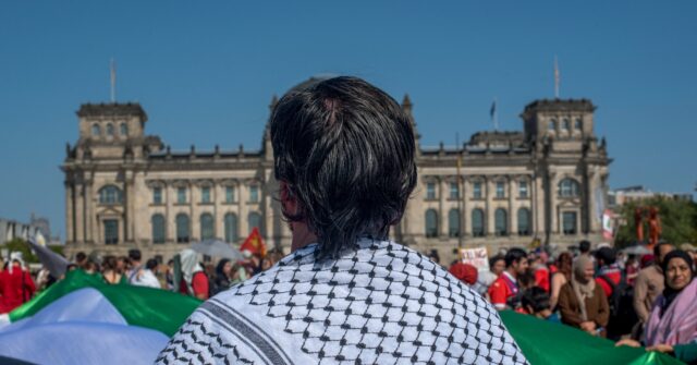 Germany Demographics: More Than One in Four People Now Have ‘Migration History’