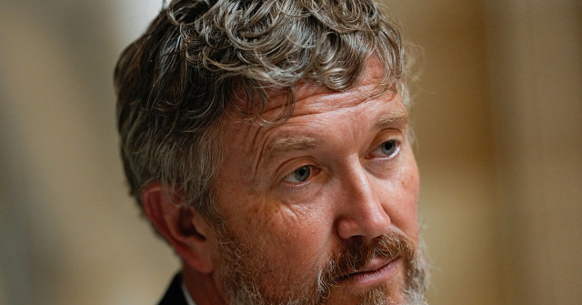 Super PAC of Former Trump Campaign Manager Urges Voters to ‘Fire’ Thomas Massie