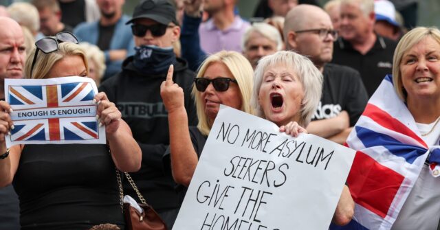 Cost of Housing Hotel Migrants Jumps by Third Despite UK Gov’t Attempts to Shut Down Scheme