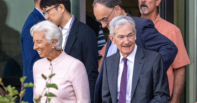European Central Bankers Signal ‘Full Solidarity’ With Fed’s Jerome Powell