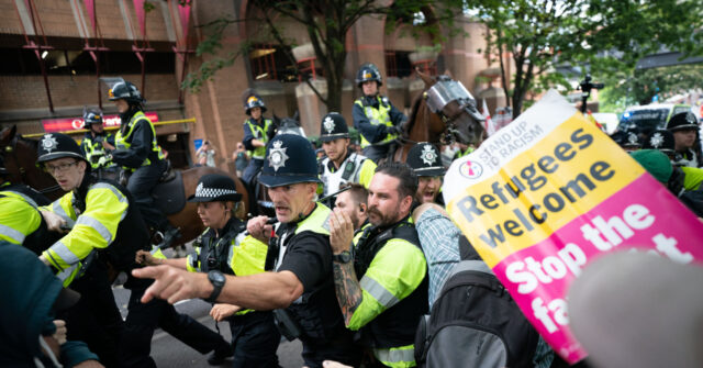 England Anti-Mass Migration Protests Get Heated as Open Borders Far-Left Clash With Police