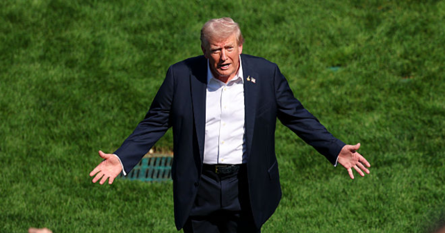 Trump: U.S. May ‘Almost Completely’ Scrap Income Tax Due to Tariff Revenue