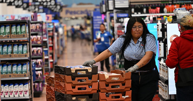 Walmart Denies Store Closure Rumors over Threats of Looting as Gov’t Shutdown Disrupts SNAP Benefits